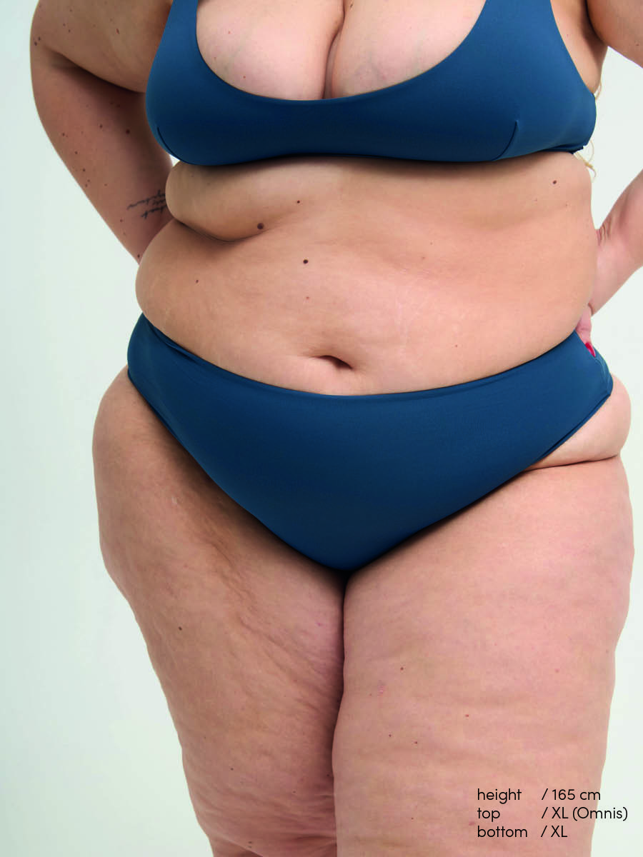 festa-foresta-sustainable-swimwear-recycled-blue-pars-